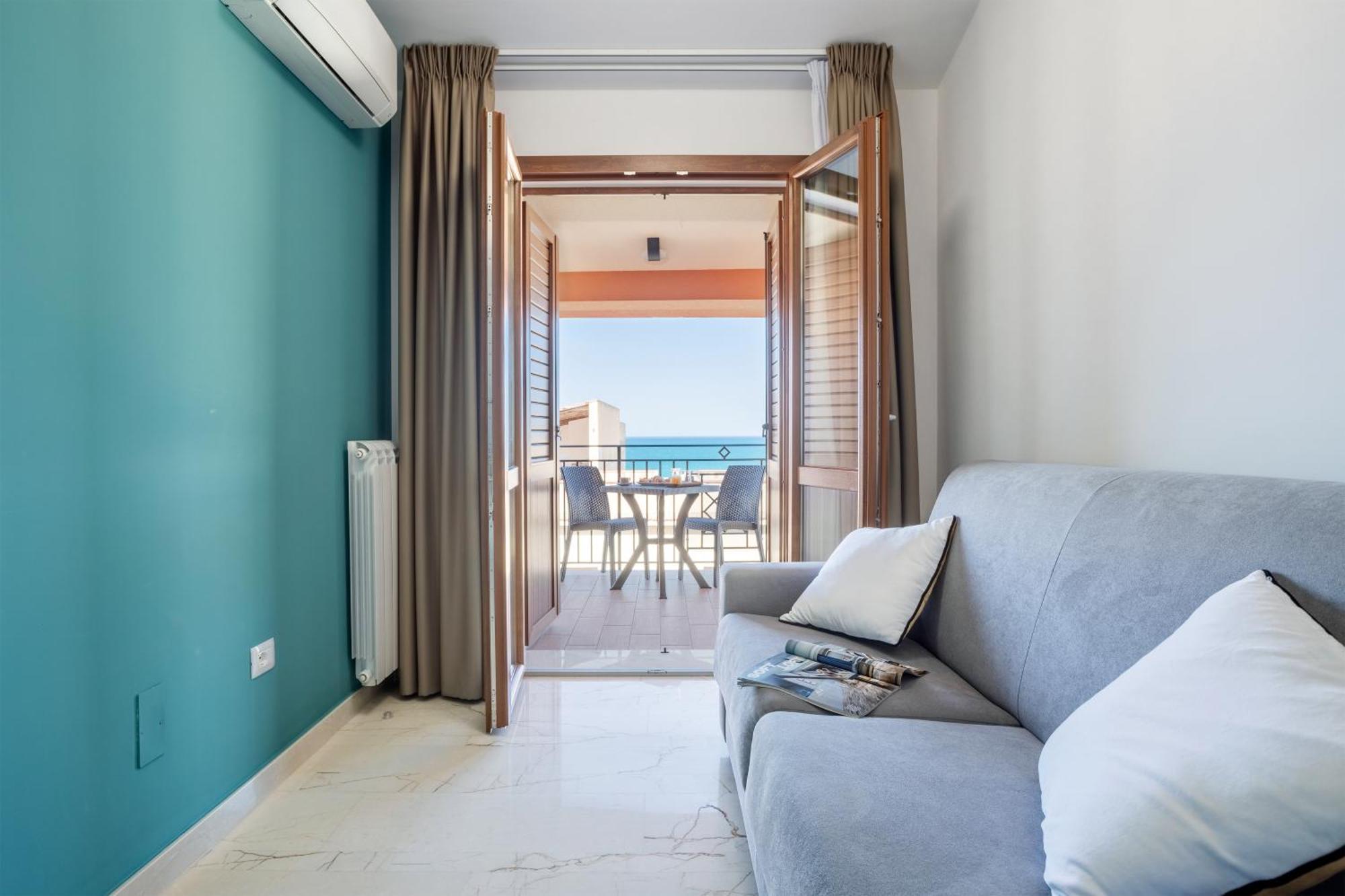 Azzurra Apartments Balestrate ภายนอก รูปภาพ